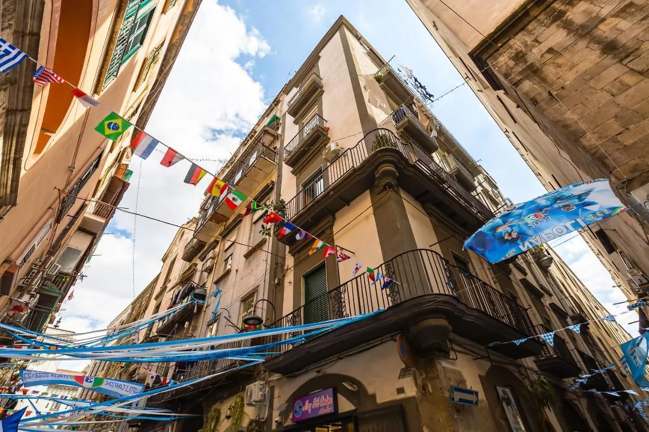 Napoli Street Art Rooms By Wonderful Italy Appartement Napels